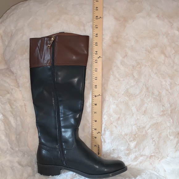 Knee high boots - Picture 9 of 9